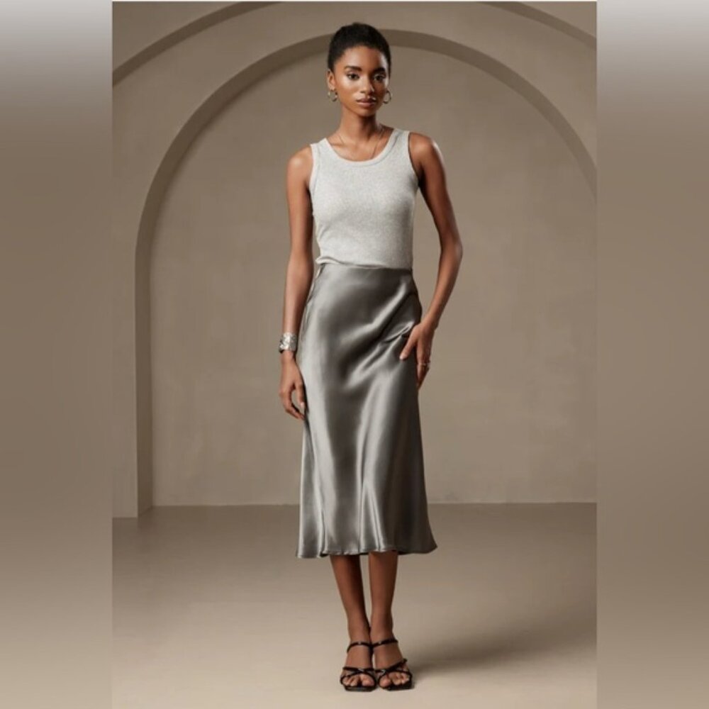 100% mulberry silk skirt XS gray